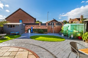 GARDEN- click for photo gallery